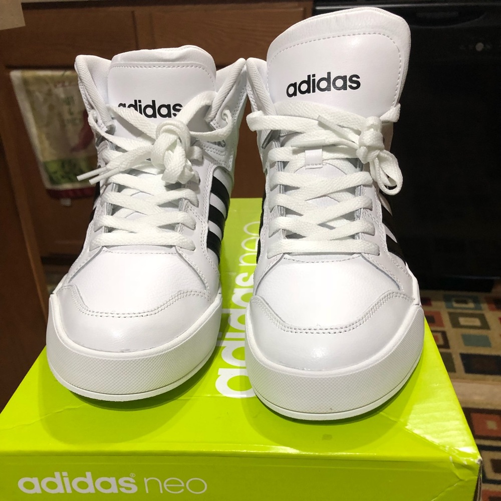 Women Adidas Neo